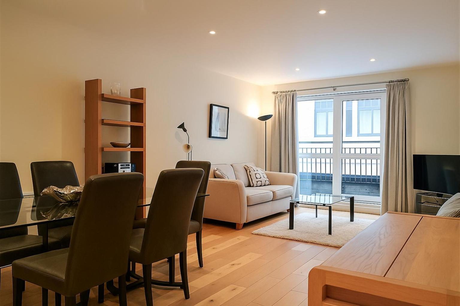 Still Life Tower Hill Executive Apartamento *